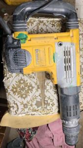 dewalt demolition hammer