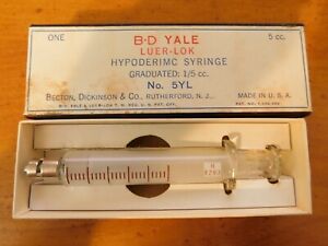 Antique B-D Yale Hypodermic Syringe 1YV  Becton &amp; Dickinson USA