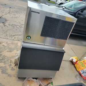 Hoshizaki KML-450MAH Air Cooled Crescent Ice Machine With Bin