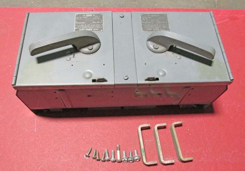Siemens V7E3622  60 Amp 600 Volt Twin Unit Fusible Switch old style