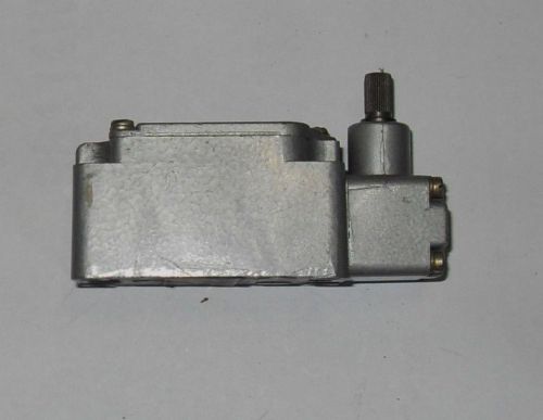 Micro switch 1ls9 limit switch in box normally open &amp; normally closed (6932) for sale
