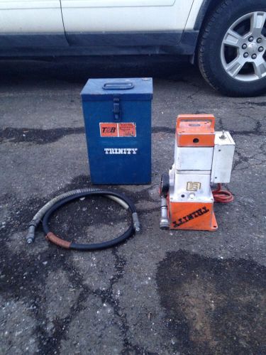 Thomas betts 13600 10,000 psi hydraulic pump w/case greenlee spx for sale