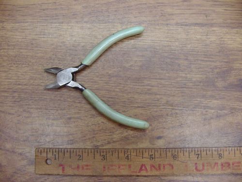 Old used tools,electrician,diamond utica ms47-4cj spring assist cutting pliers for sale