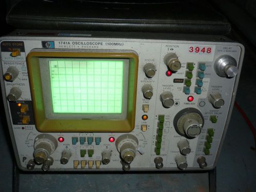Hewlett Packard - HP1741A Oscilloscope (100MHz)complete with manual