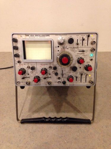 For Parts. Tektronix 454 Vintage 150 MHz Oscilloscope.