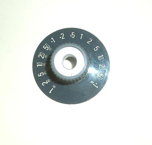 Tektronix tek knob, volts/division, 1-1/2&#034; skirt, 5/8&#034; body, dark grey, 1m - .1k for sale