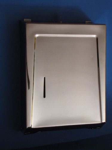 Paper towel dispenser c fold chrome with key for sale