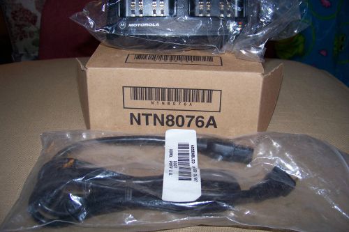 Motorola Battery charger NTN8076A Dual charger