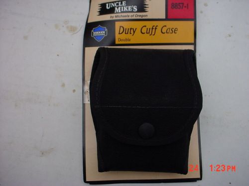 Uncle Mike&#039;s 8857-1 Cordura Double Duty Cuff Case W/ Flap Fits Belts To 2 1/4&#034;
