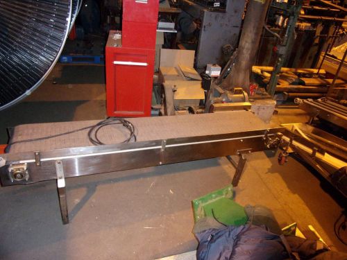 Stainless steel conveyor with matt belting for sale