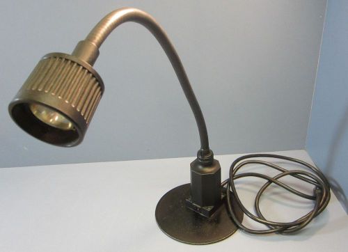 Sunnex halogen work lamp 120v 0.2a 60 hz 60va 12v 1.7a for sale