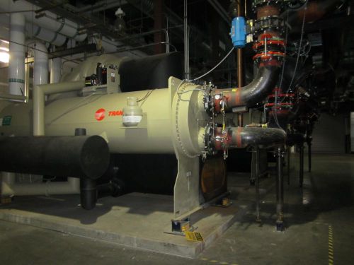 1280 Ton Trane Water Cooled Chiller CVHF1280  - R123 - &amp; Evapco Cooling Tower