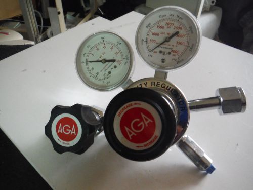 AGA HPT270-15-270-DK Dual Stage High Purity CGA 320 CO2 Regulator