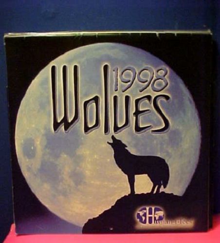 Vintage Wolves Wall Calendar 2015 = 1998