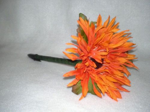 Flower Pen--Orange Mum-Handcrafted-NEW-black ink