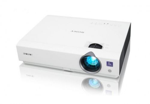 Sony 2600 lumens, xga resolution, 3lcd technology, meeting room projector, 2.6kg for sale