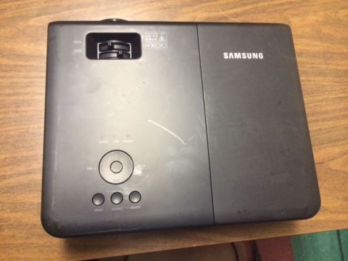 Samsung SP-M250S Projector with 417 hours on the lamp!  c