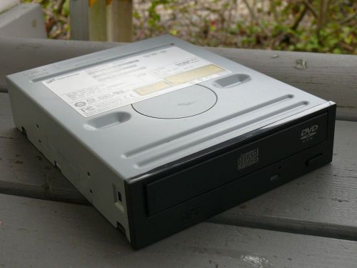 H-L CD-RW/DVD-ROM 32X Model GCC-4320B(308565-001) !VA659