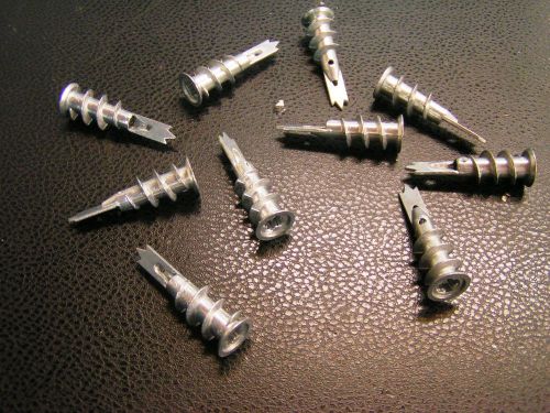 Zink #8 Wall Board Anchors (10 PCS IN THE BAG)