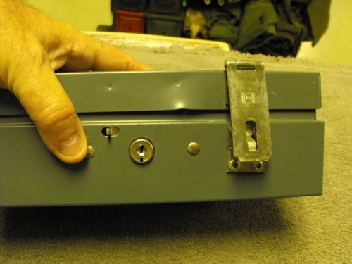 Smal Gray Metal Cash/ Recept Box, Has lock hasp installed