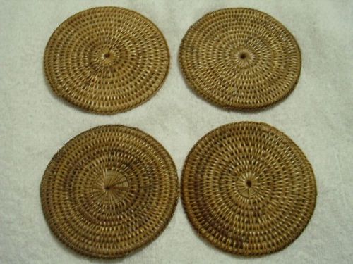 Bundle Glass Mat heat resistant - made of Rattan (set of four) to protect table