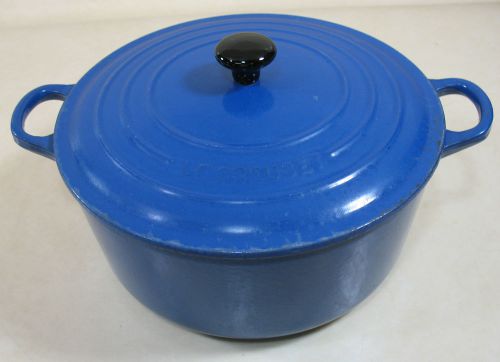 Very Nice Small Sized Dark Blue Enamel Cooking Storage Pot GOOD