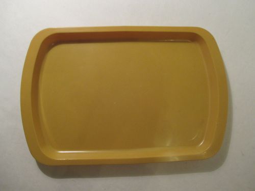 American Hospital Supply Dinner Plate Tray Yellow Color Nice Collectible