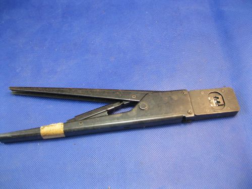AMP 900300-1 CRIMPING TOOL - USED