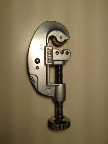 Fuller Tools Tube Cutter No. 4, 1/8&#034; to 1&#034; Tubing