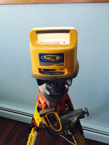 SPETRA LASER LEVEL 500 with receiver HR 550 and tripod