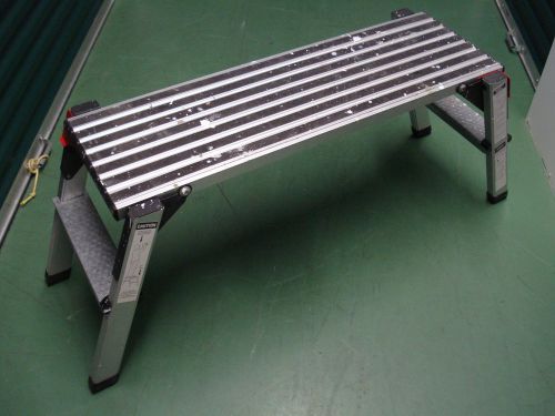 Portable Small Scaffold Strong Stable Platform Collapsible Easy To Carry - USED