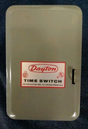 Dayton 2E220 Time switch - New with instructions.
