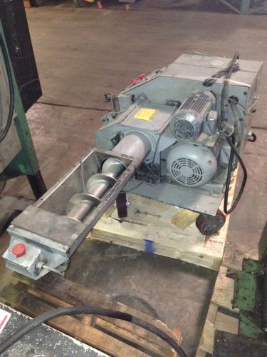 Auger feed granulator by hosokawa model 88 ae in operating condition four total for sale