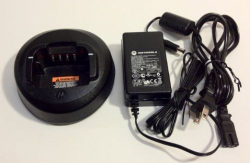 Moto motorola radio rapid charger base & power cord tri-chemisty pmln5228a cp185-
							
							show original title for sale