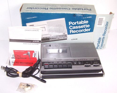 REALISTIC CTR-68 AC BATTERY CASSETTE RECORDER MODEL 14-808B