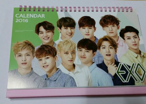 K-POP EXO EXO-K EXO-M 2016-2017 Photo desk calendar
