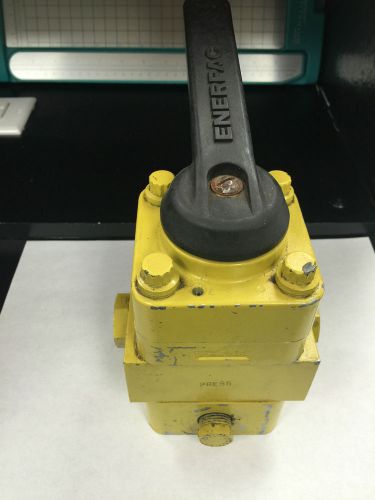 Enerpac 3-Way 3-POS Closed Center Locking Manual Valve VC-15L NEW Old Stock