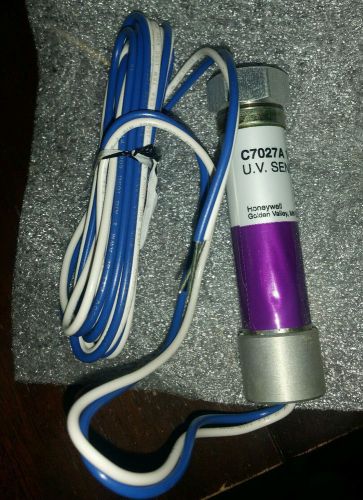 New!! honeywell c7027a1049 flame sensor, ultraviolet, minipeeper.c7027a1049c for sale
