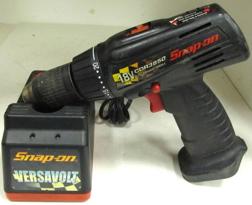 Snap-On 18v 1/2&#034; CDR350 Drill/Driver &amp; Snap-On CTC318 Versavolt 45 Min. Charger