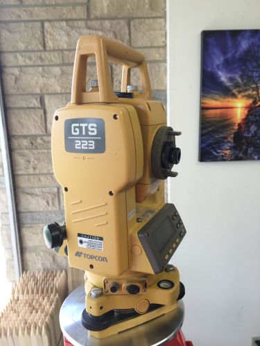 Topcon Total Station GTS-223 RECENTLY SERVICED AND CALIBRATED