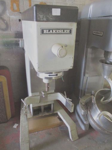 Used Blakeslee Mixer 60 Qt no attachments