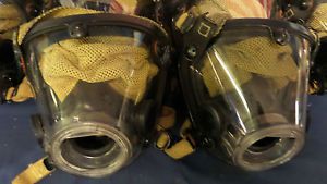 Scott av2000 large face masks with black rubber seal for sale
