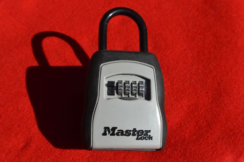 Master Lock real estate lock box
