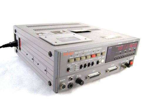Teac RD-101T Compact Portable Quad-Sampling Multi-Channel PCM Data Recorder