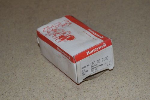 HONEYWELL SKINNER VALVE 24 VDC P/N V53 DB 2100- NEW IN BOX