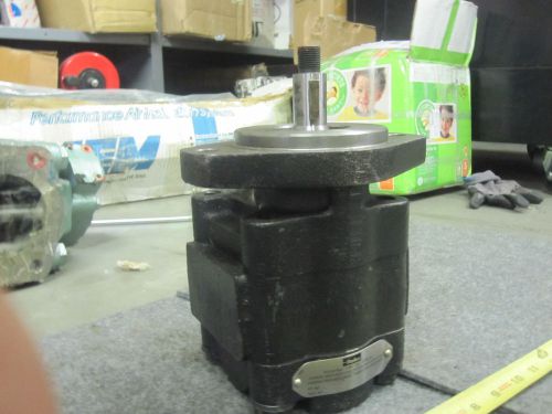NEW PARKER COMMERCIAL HYDRAULIC PUMP # 312-9111-557