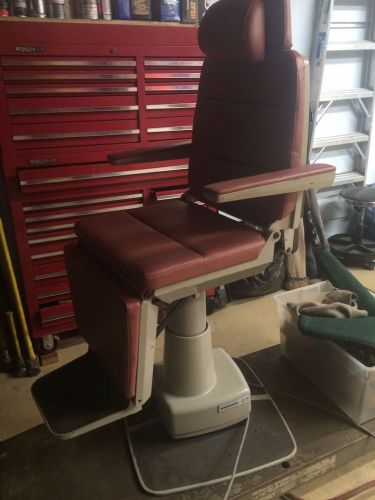 Midmark 418 Exam Chair with Foot Controls
