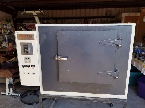 KEITH INDUSTRIAL ELECTRIC KILN 2200 DEGREES