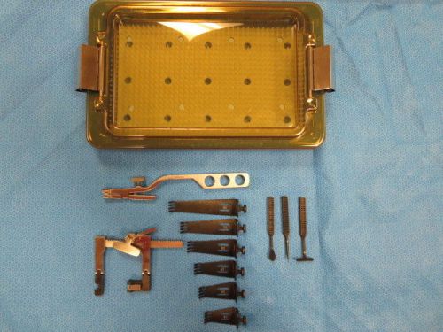 Koros black belt micro discectomy retractor set for sale