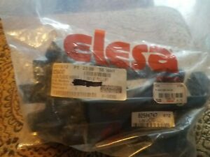 10 Elesa Plastic Handles 7.76 X 1.97